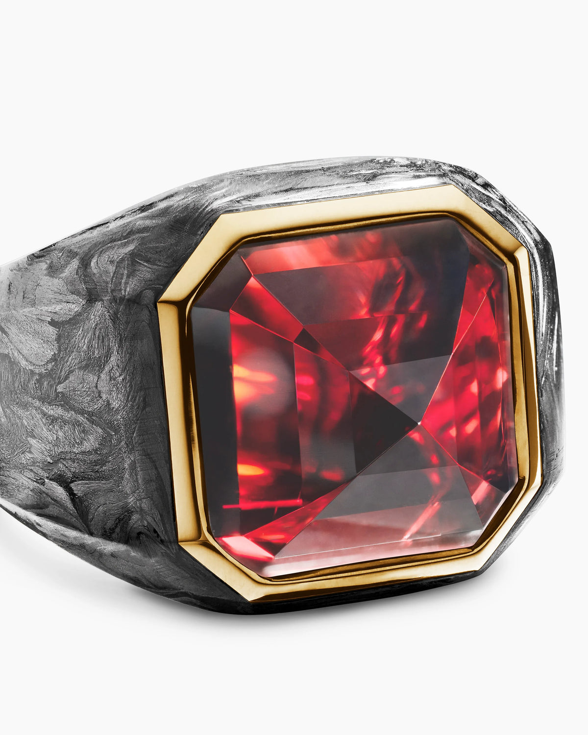 FORGED CARBON / GARNET