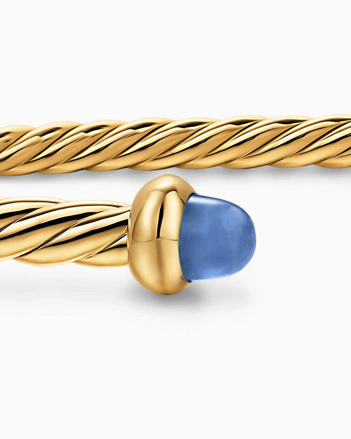 LIGHT BLUE SAPPHIRE